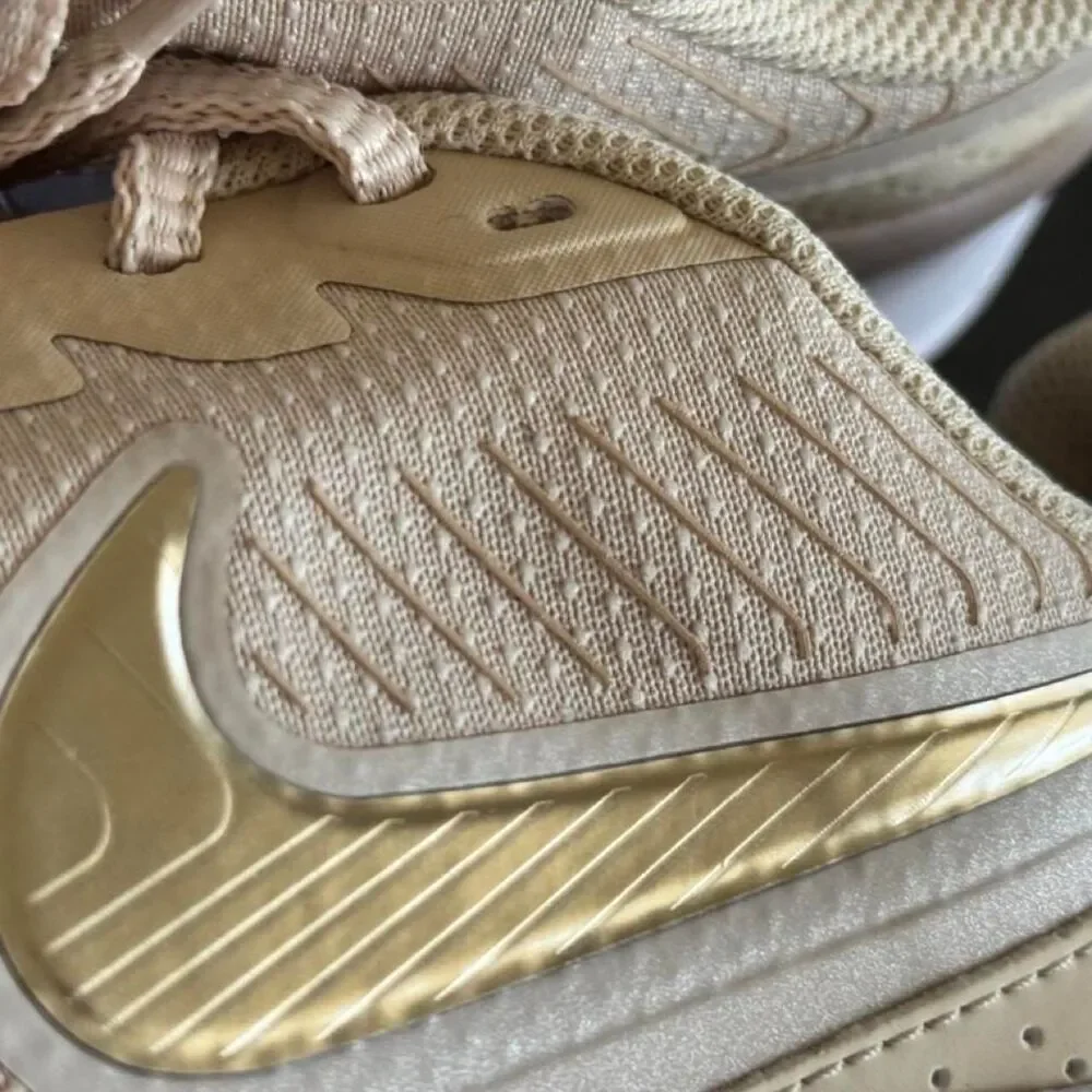 Nike Women's Cream and White Trainers